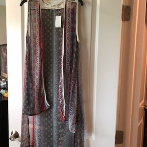 Floral pattern over throw cardigan